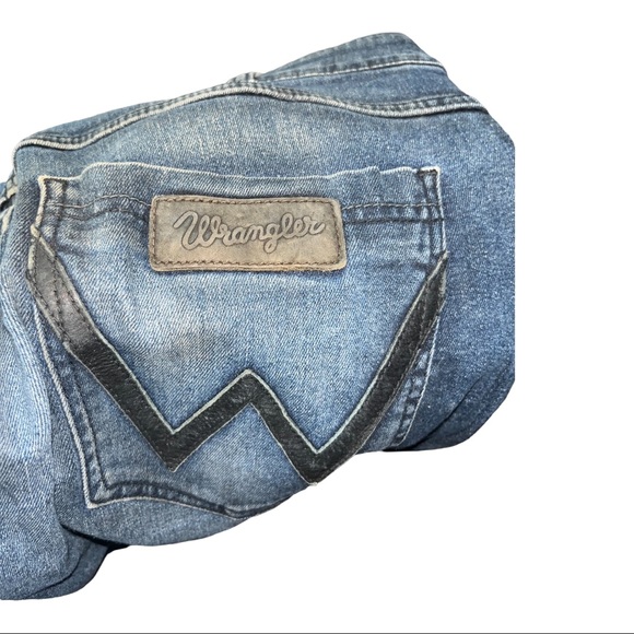 WRANGLER Mens jeans ❌ already at low prices plzz no  counter offers ❌ - Picture 3 of 5